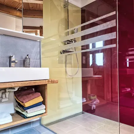 Loidl By Interhome